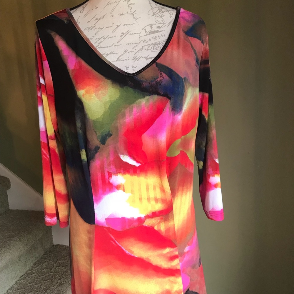 Classy tie-dye look tunic